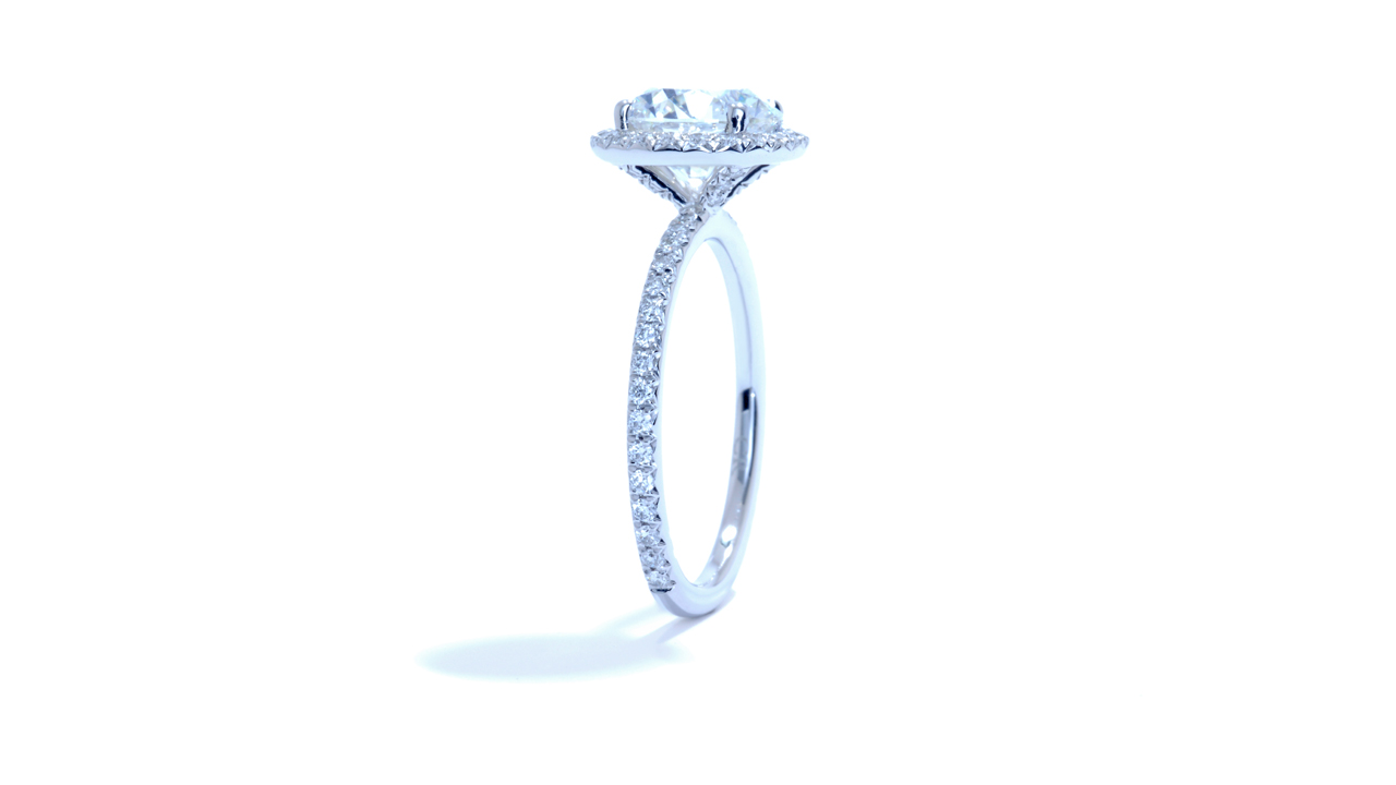 ja7550_lgd1501 - Round Halo Diamond Engagement Ring at Ascot Diamonds