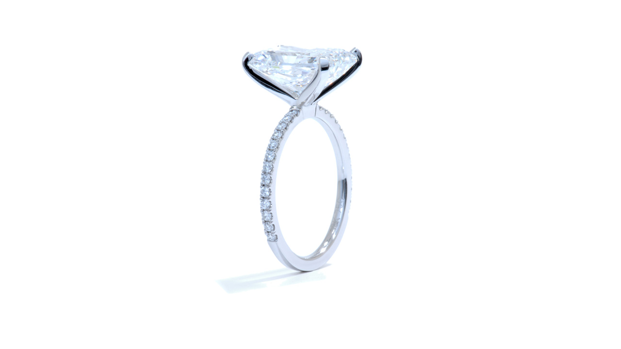 jb7937_lgd1785 - 5 carat Radiant Cut Diamond Ring at Ascot Diamonds