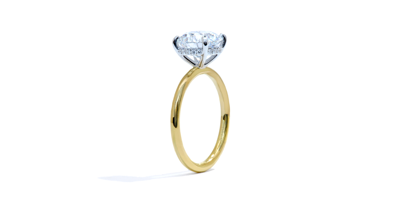 jb9984_lgd2868 - Round Yellow Gold Solitaire Ring at Ascot Diamonds
