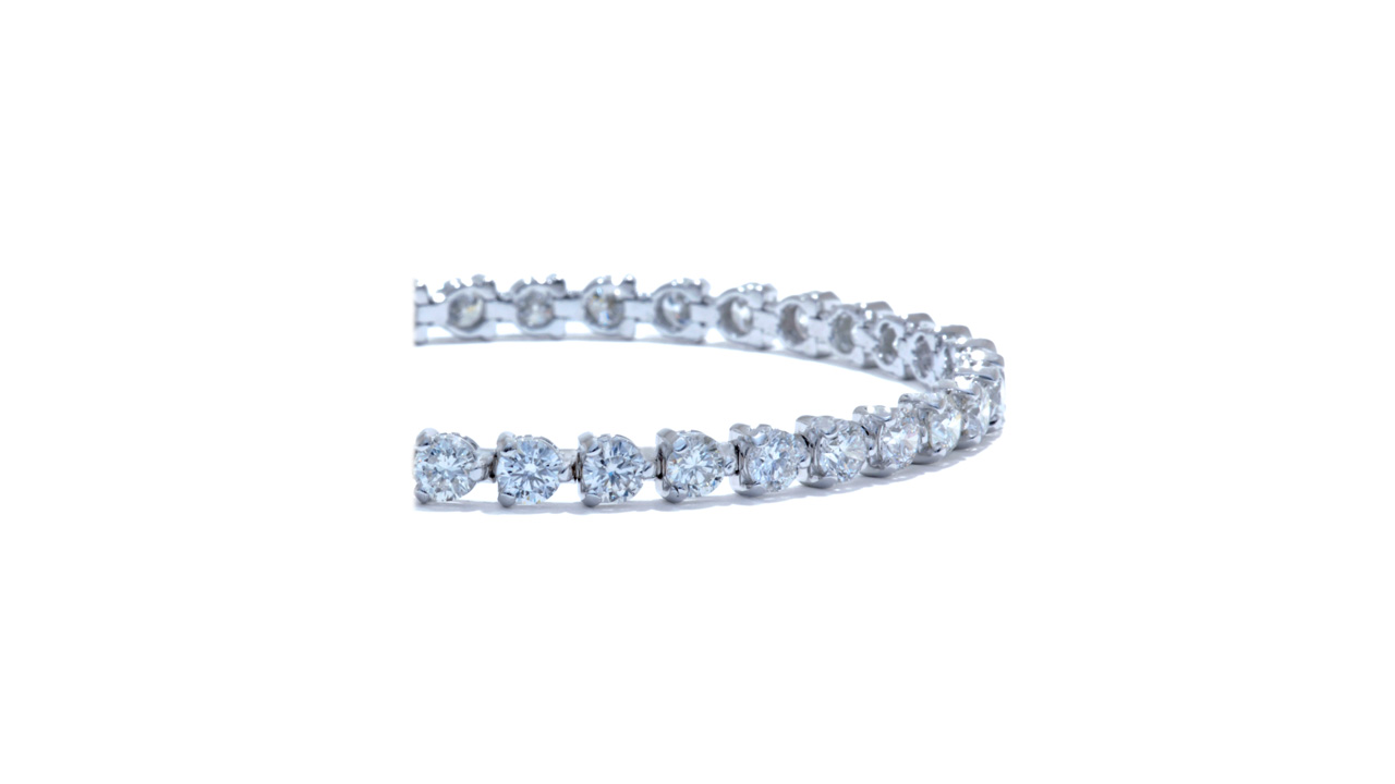 jc1481 - Three Prong Diamond Tennis Bracelet at Ascot Diamonds