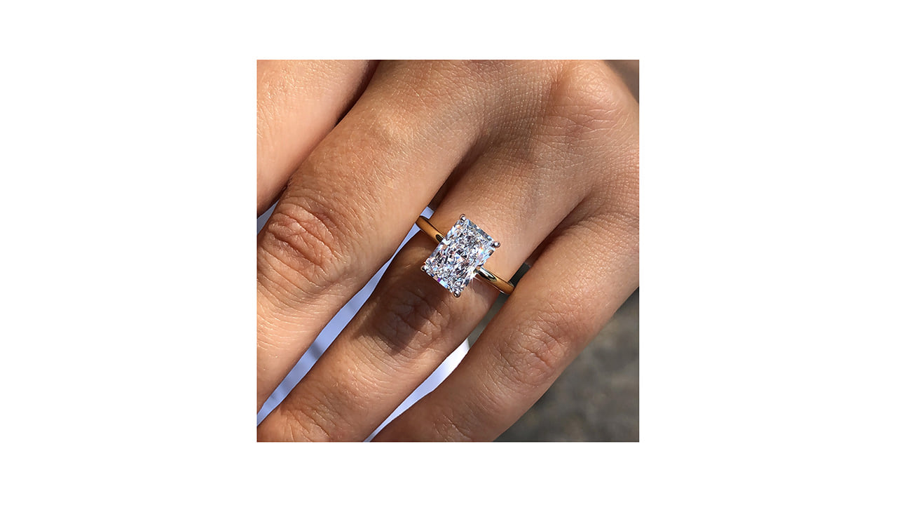 jc7219_lgdp4328 - 2.4ct Radiant Cut Solitaire Engagement Ring at Ascot Diamonds